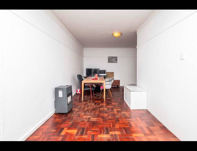 2 BEDROOM APARTMENT SOLD IN CLAREMONT